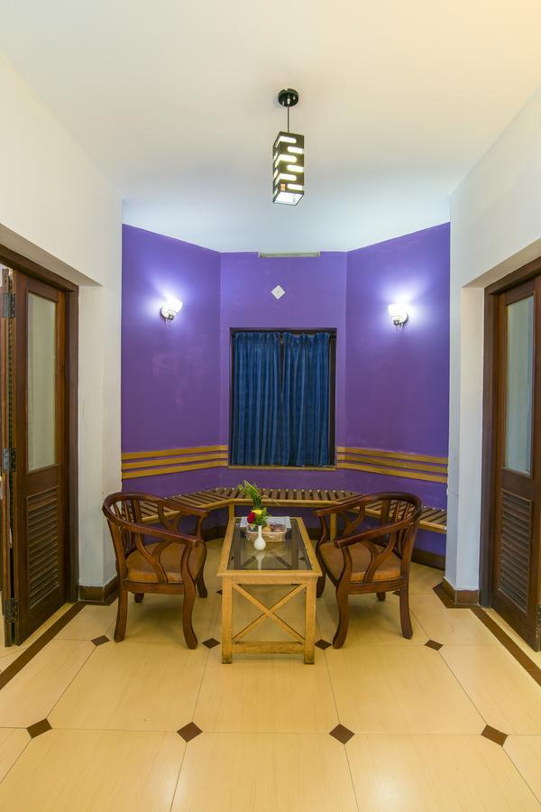 Haritagiri Hotel Kalpatta Buitenkant foto